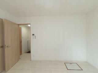 七林町438ー13アパート