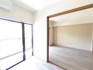 レシェンテ御塚山
