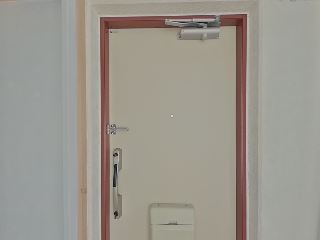 村上団地2街区38号棟102号室