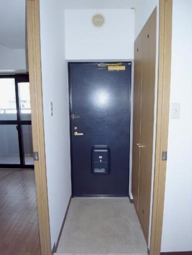 ラフィーネ八千代 302の写真