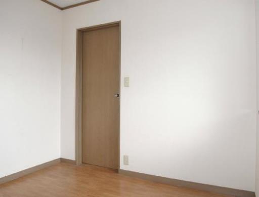 フレンドハイツ 203の写真