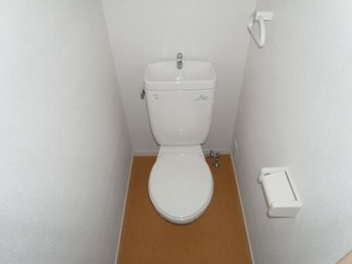 プラートフジ参番館 202の写真