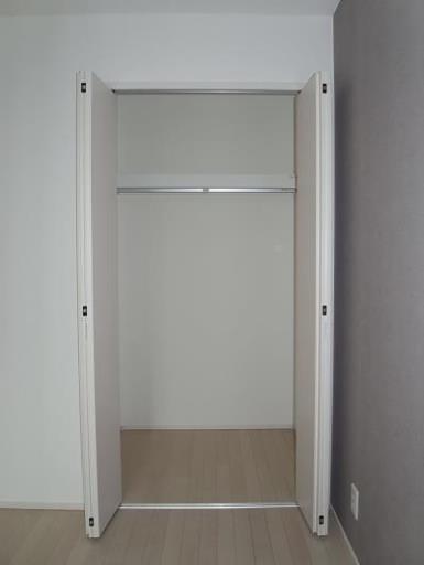 ルーツ弐番館 103の写真