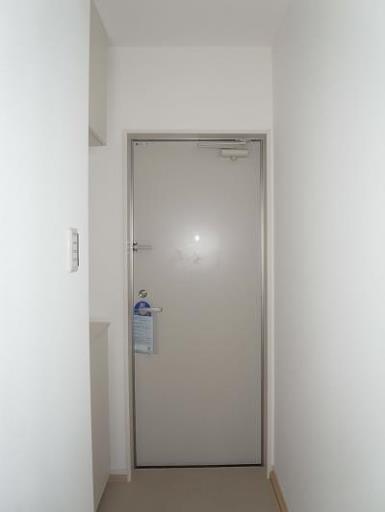 ルーツ弐番館 103の写真