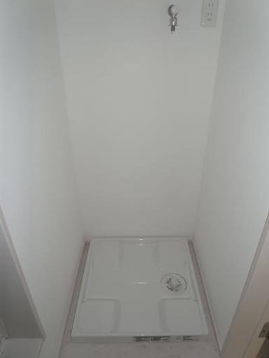 ルーツ弐番館 103の写真