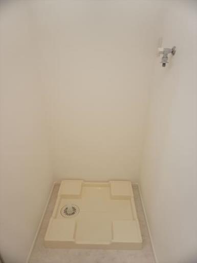ルーツ七番館 201の写真