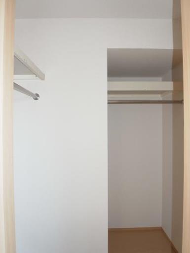 ロイヤルコートＥ 101の写真