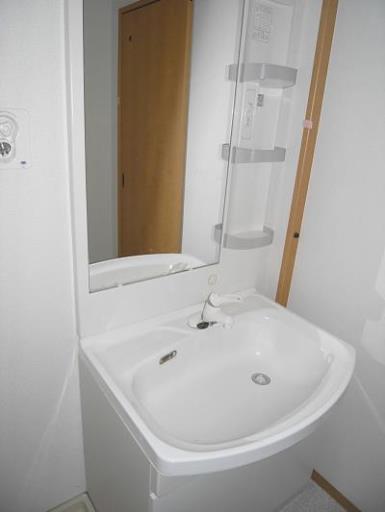 Ｃｏｚｙ緑が丘Ａ棟 202の写真