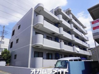 メゾンドゥ・ボヌール 305