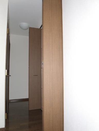 アイングレース八千代 905の写真