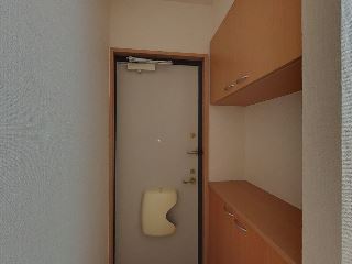 フラットゥ伊東203号室