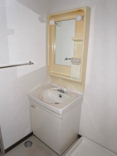 エクセレントＫ 302の写真