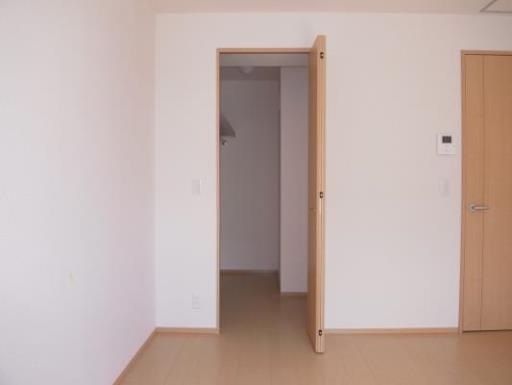 カナデ 102の写真