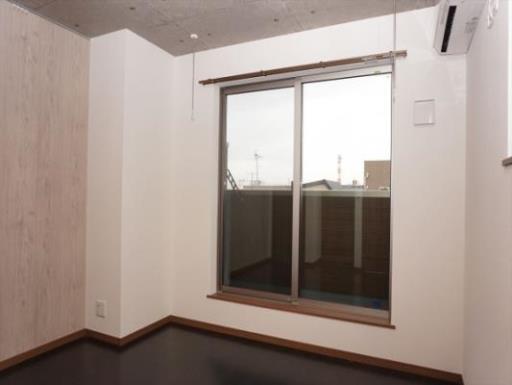 Ｂｒｉｌｌｉａｎｔ ＦＭ１ 301の写真